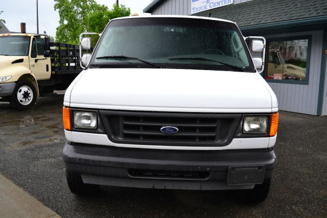 Ford Econoline Awd-turbo Passenger Van