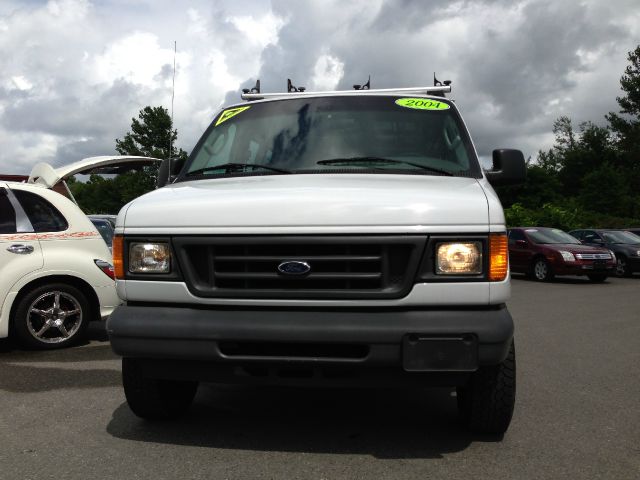 Ford Econoline 2004 photo 4