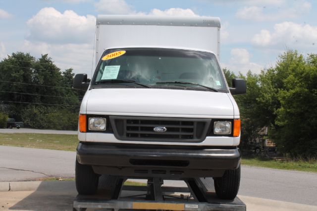 Ford Econoline 2005 photo 3