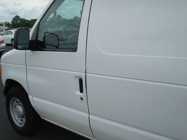 Ford Econoline 2005 photo 3