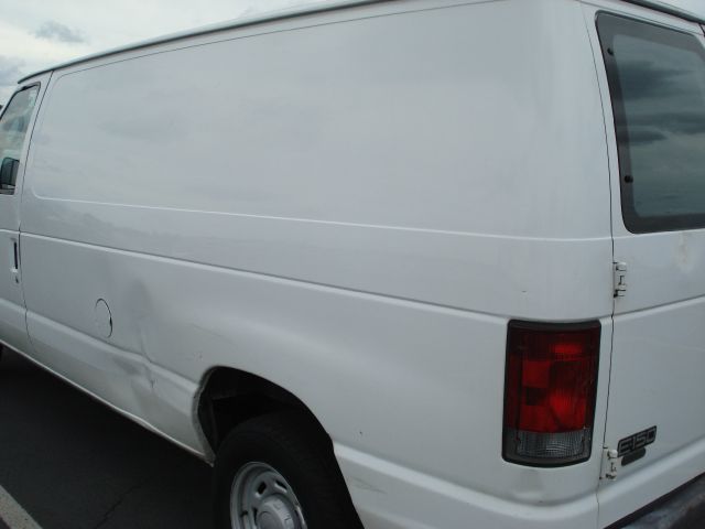 Ford Econoline 2005 photo 4