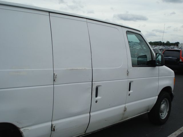 Ford Econoline 2005 photo 5