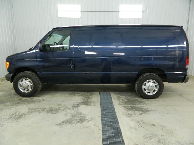 Ford Econoline 4dr Sdn I4 CVT ULEV Passenger Van