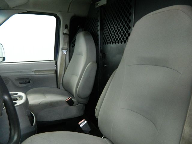 Ford Econoline 2005 photo 7