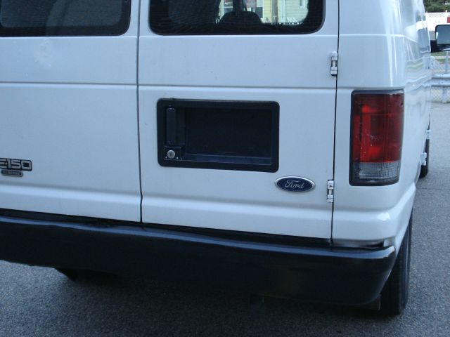 Ford Econoline 2005 photo 3