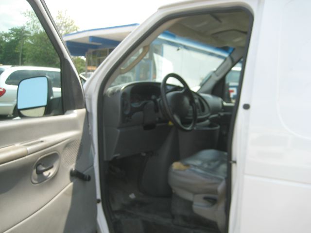 Ford Econoline 2005 photo 3