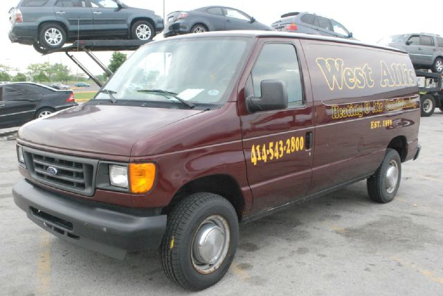 Ford Econoline 2005 photo 1