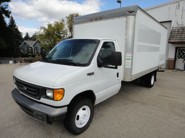 Ford Econoline 2005 photo 3