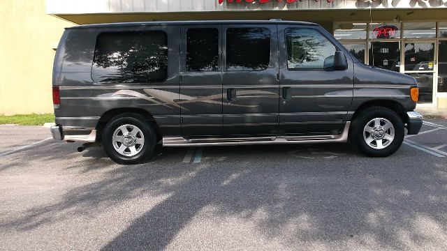 Ford Econoline 2005 photo 4