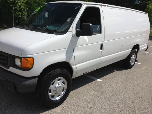 Ford Econoline 2005 photo 3