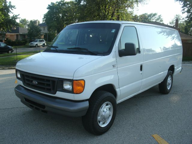 Ford Econoline 2005 photo 26