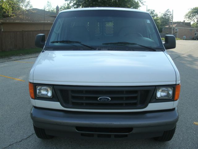 Ford Econoline 2005 photo 28