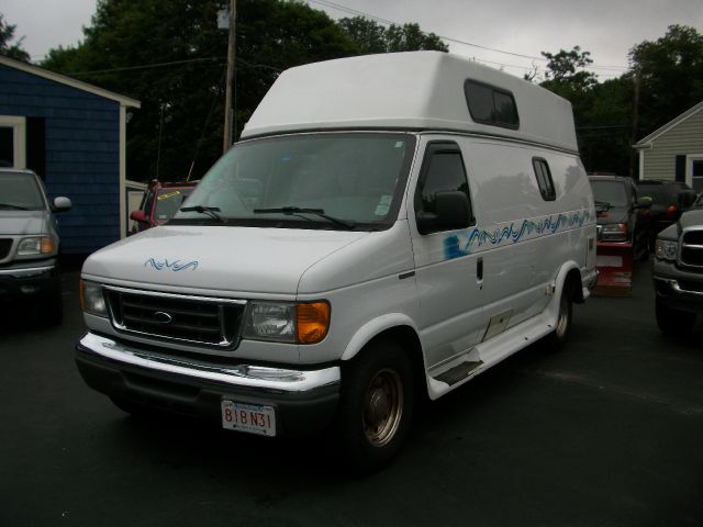 Ford Econoline 2005 photo 1