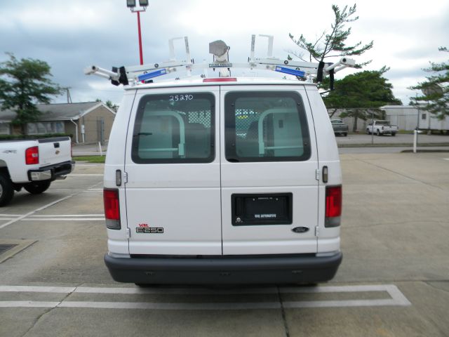 Ford Econoline Awd-turbo Cargo Van