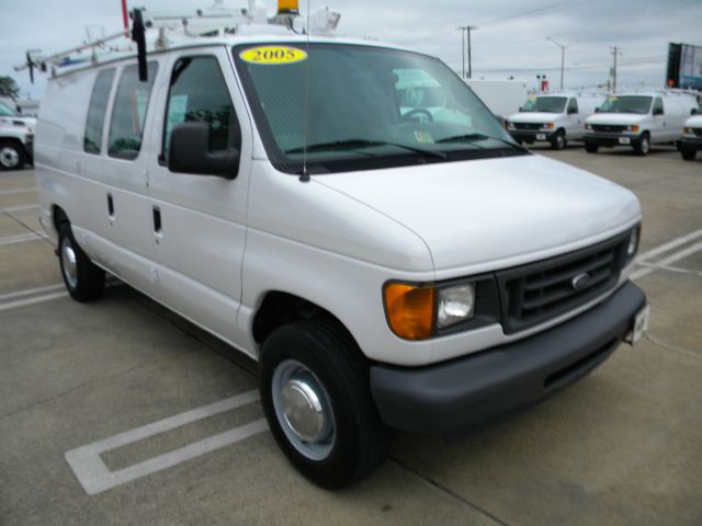 Ford Econoline 2005 photo 4