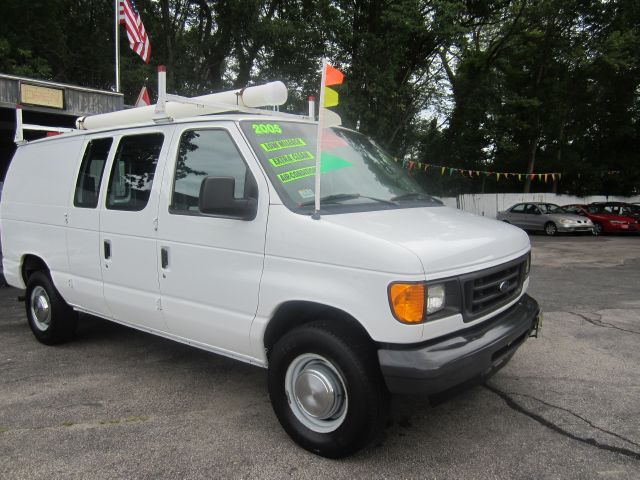 Ford Econoline 2005 photo 4