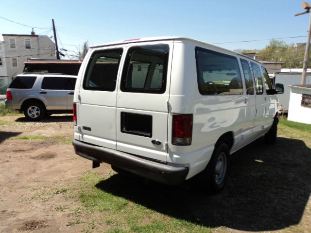 Ford Econoline 2005 photo 3