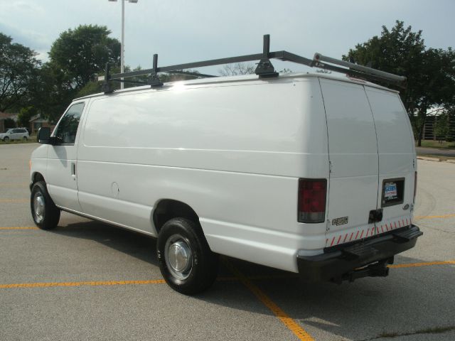 Ford Econoline 2005 photo 2