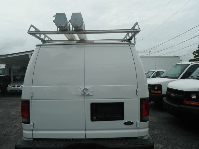 Ford Econoline 2006 photo 3