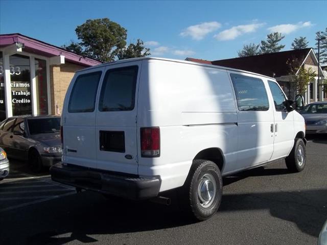 Ford Econoline 2006 photo 3