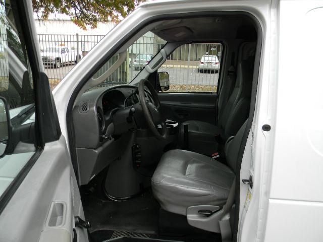 Ford Econoline 2006 photo 3