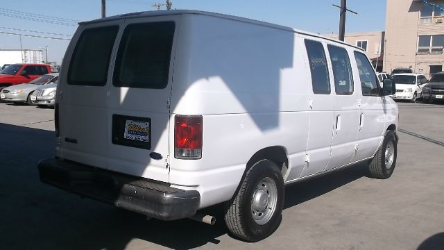 Ford Econoline 2006 photo 3