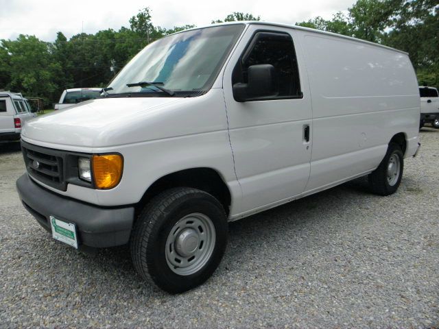 Ford Econoline 2006 photo 32