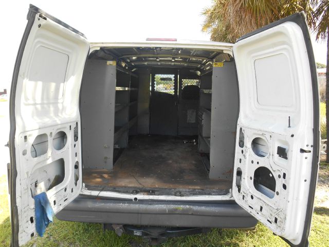 Ford Econoline GT Deluxe Bullitt Passenger Van