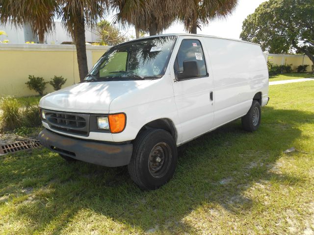 Ford Econoline 2006 photo 2