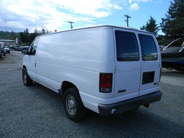 Ford Econoline 2006 photo 11