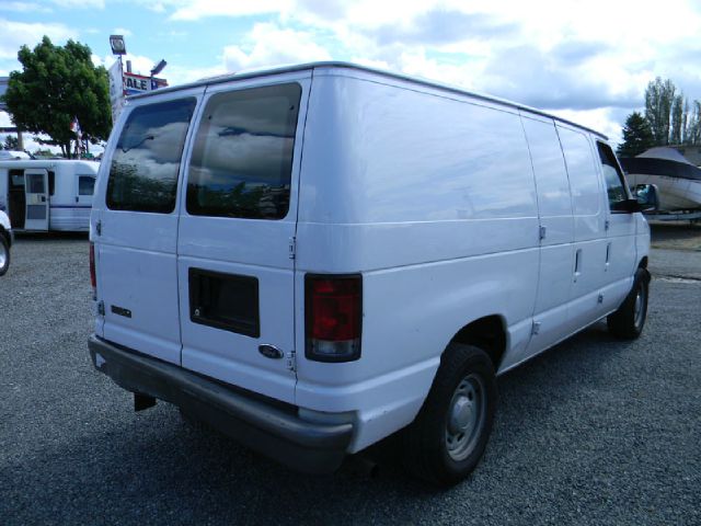 Ford Econoline 2006 photo 12