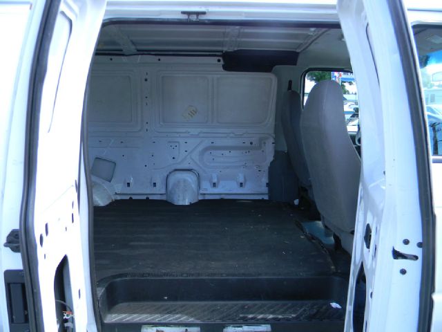 Ford Econoline 2006 photo 6