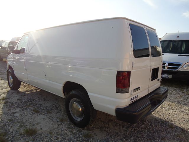 Ford Econoline 2006 photo 1