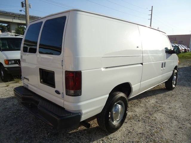 Ford Econoline 2006 photo 4