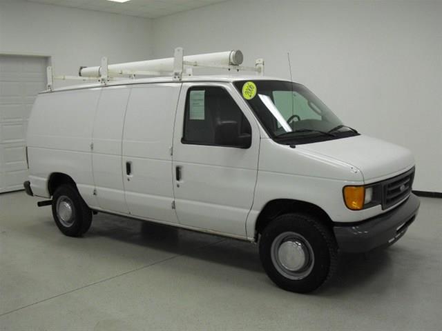 Ford Econoline 2006 photo 18