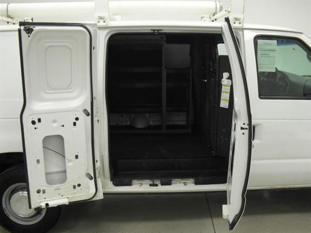 Ford Econoline 2006 photo 2