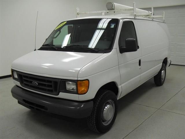 Ford Econoline 2006 photo 26