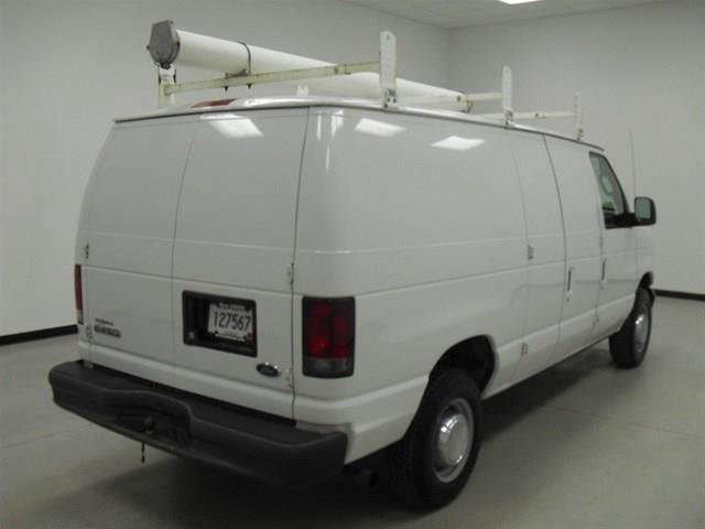 Ford Econoline 2006 photo 27