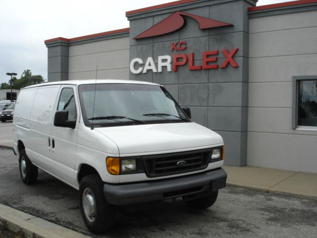 Ford Econoline GT Deluxe Bullitt Passenger Van