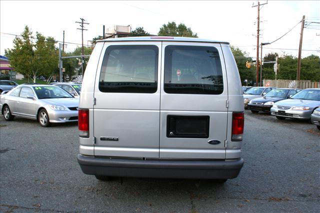 Ford Econoline 2006 photo 3