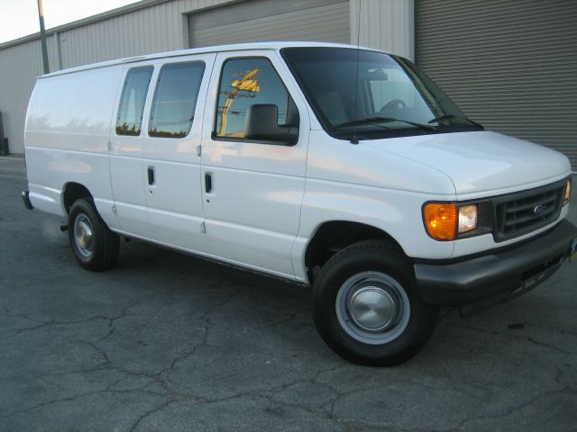 Ford Econoline 2006 photo 3