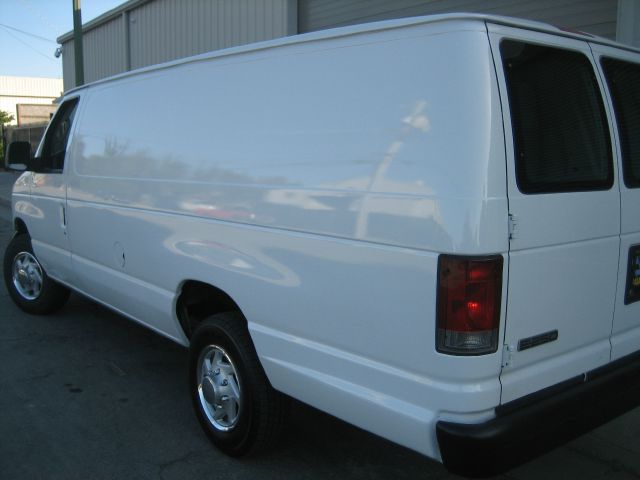 Ford Econoline 2006 photo 10