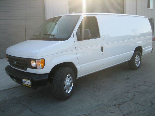 Ford Econoline 2006 photo 8