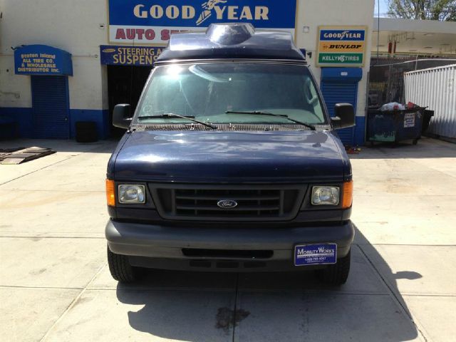 Ford Econoline 2006 photo 3