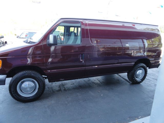 Ford Econoline 2006 photo 26