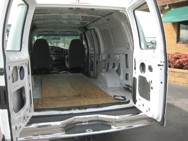 Ford Econoline 2006 photo 1