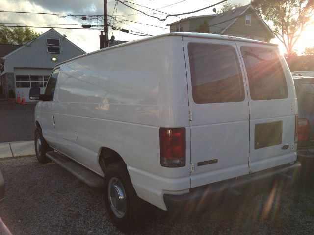 Ford Econoline 2006 photo 1