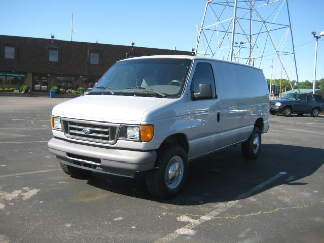 Ford Econoline 2006 photo 17