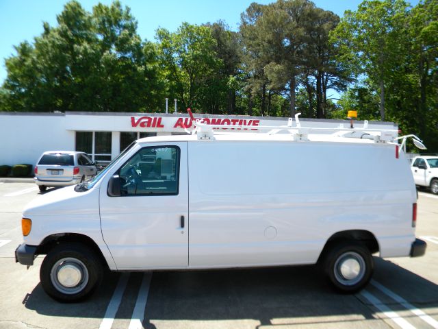 Ford Econoline 2006 photo 2