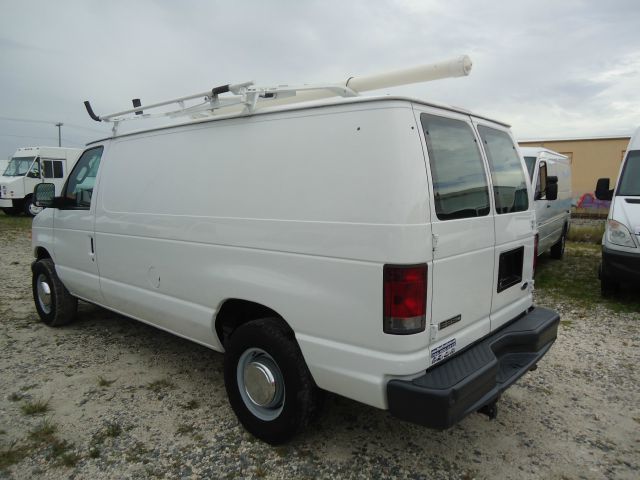 Ford Econoline 2006 photo 1